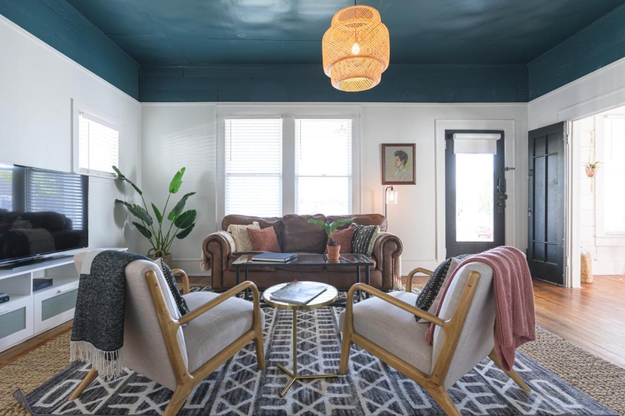 Restored 1930S Uptown Bungalow 2 Min. To Magnolia Waco Eksteriør bilde
