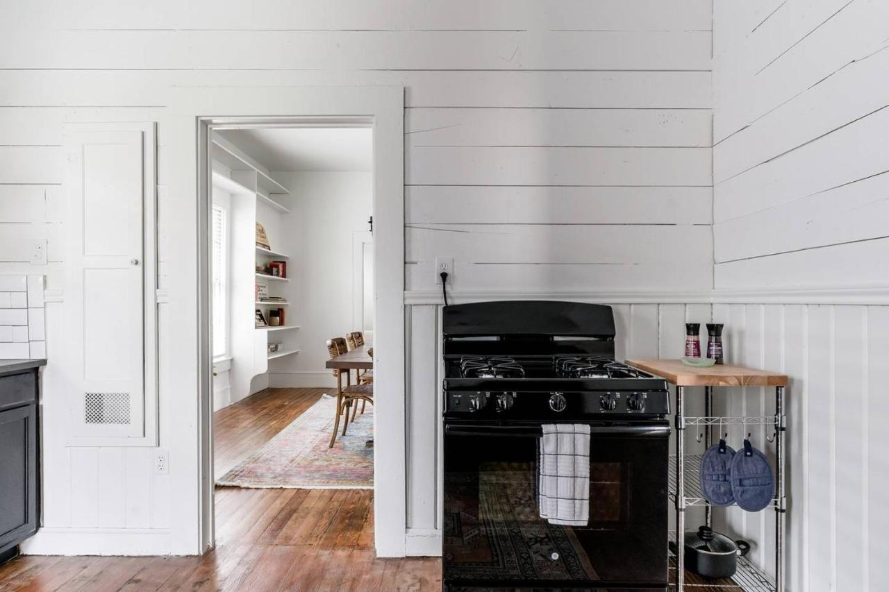 Restored 1930S Uptown Bungalow 2 Min. To Magnolia Waco Eksteriør bilde