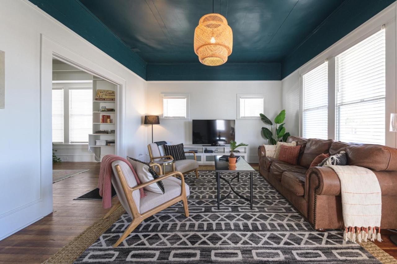 Restored 1930S Uptown Bungalow 2 Min. To Magnolia Waco Eksteriør bilde